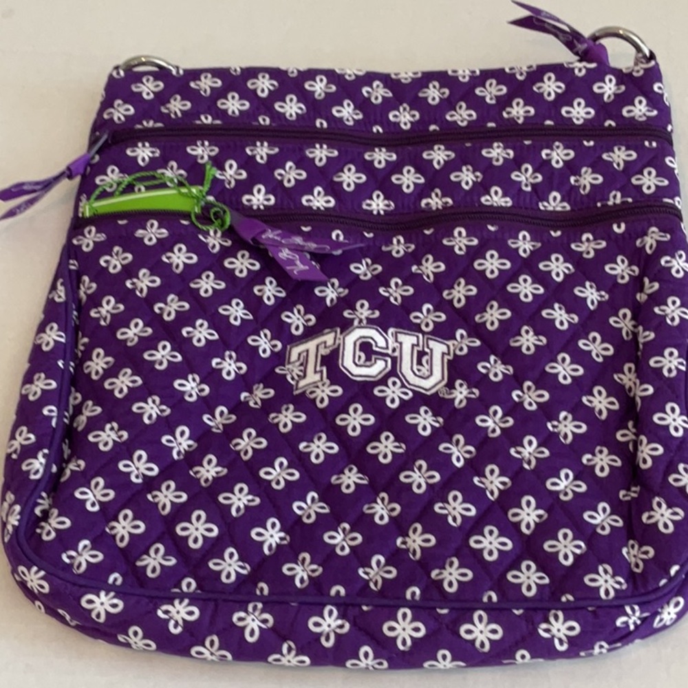 Vera Bradley TCU  Crossbody - Texas Christian University - N
Triple Zip